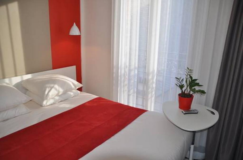 Imaginea Ibis Styles Paris Montmartre Nord 3*