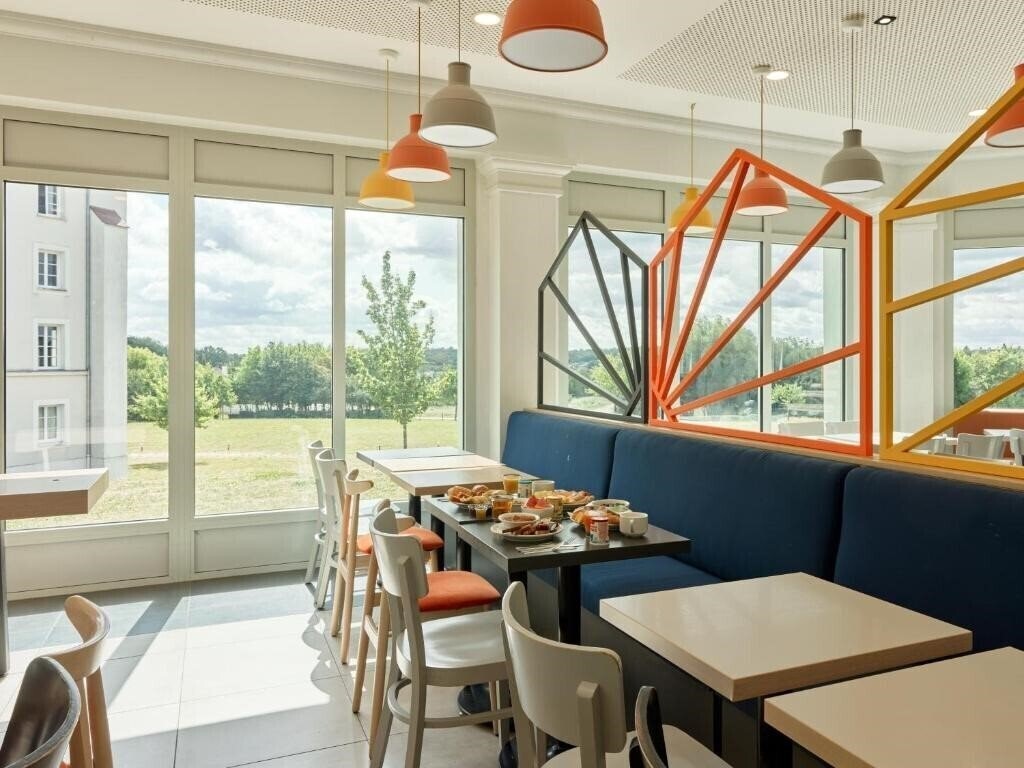 Imaginea B&B Disneyland 2*