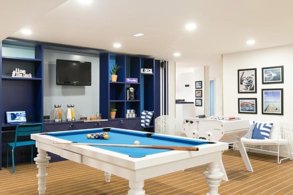 Imaginea Hotel De Flore 3*