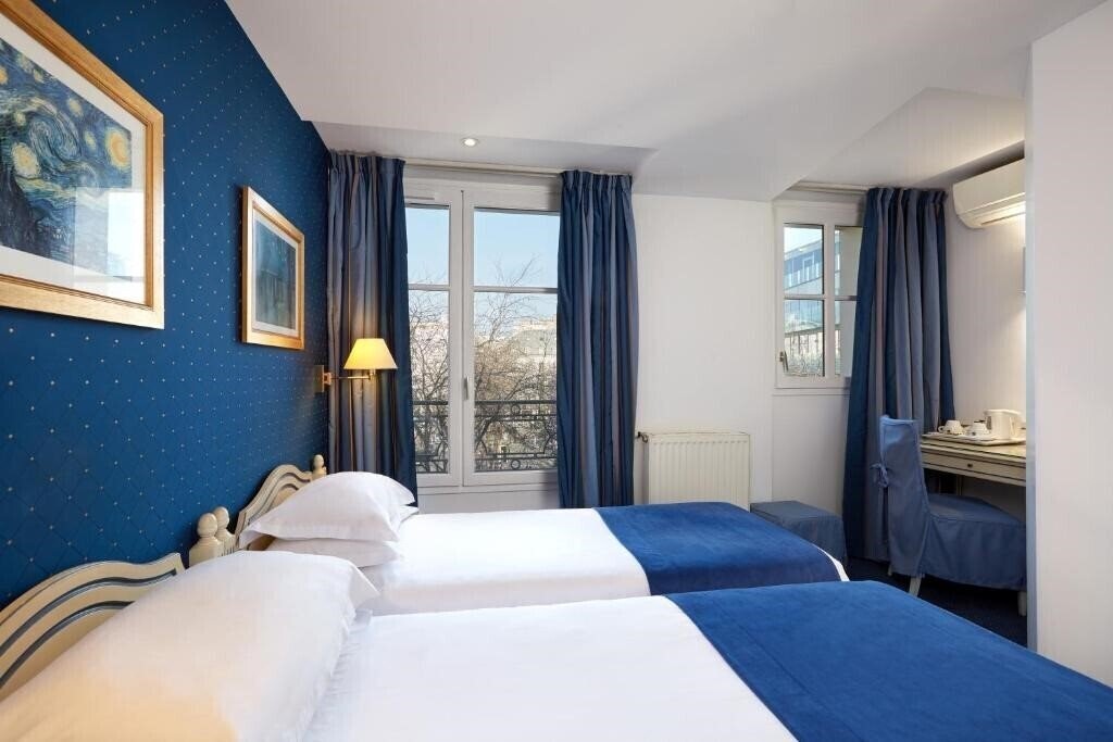 Отель Austin'S Saint Lazare 3*