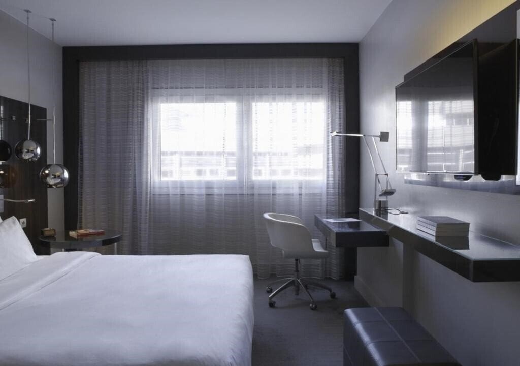 Imaginea Le Méridien Paris Arc De Triomphe (ex. Le Meridien Etoile) 4*