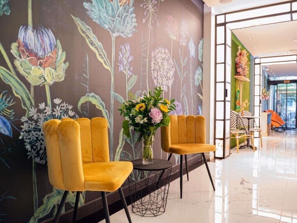 Hotel Ibis Styles Paris Batignolles (ex. Mirific) 3*