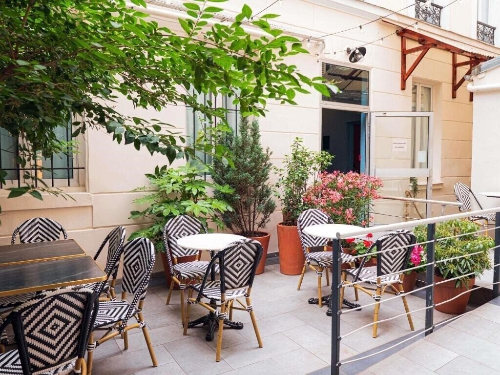 Imaginea Ibis Styles Paris Batignolles (ex. Mirific) 3*