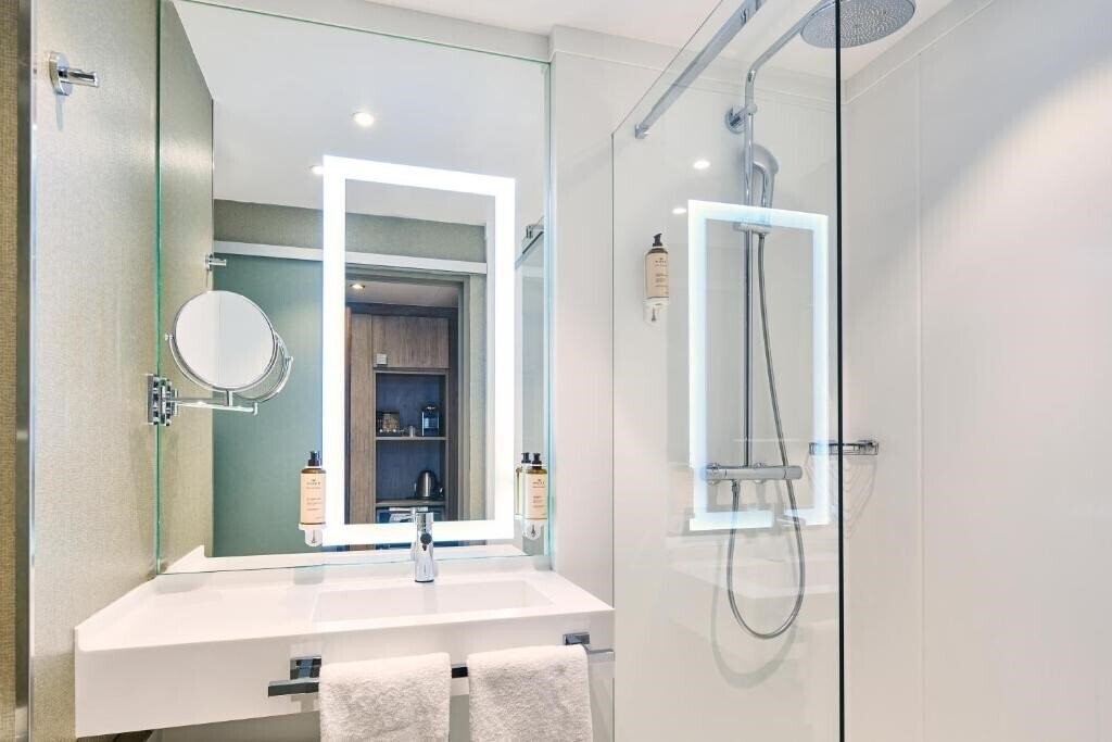 Изображение Mercure Paris Tour Eiffel Grenelle 4*