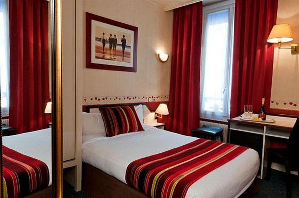 Hotel Opera Deauville 3*