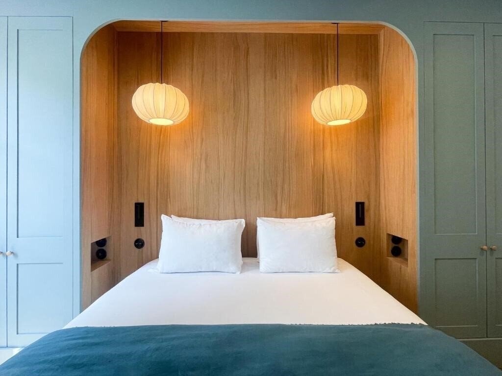 Hotel Courcelles Etoile 3*