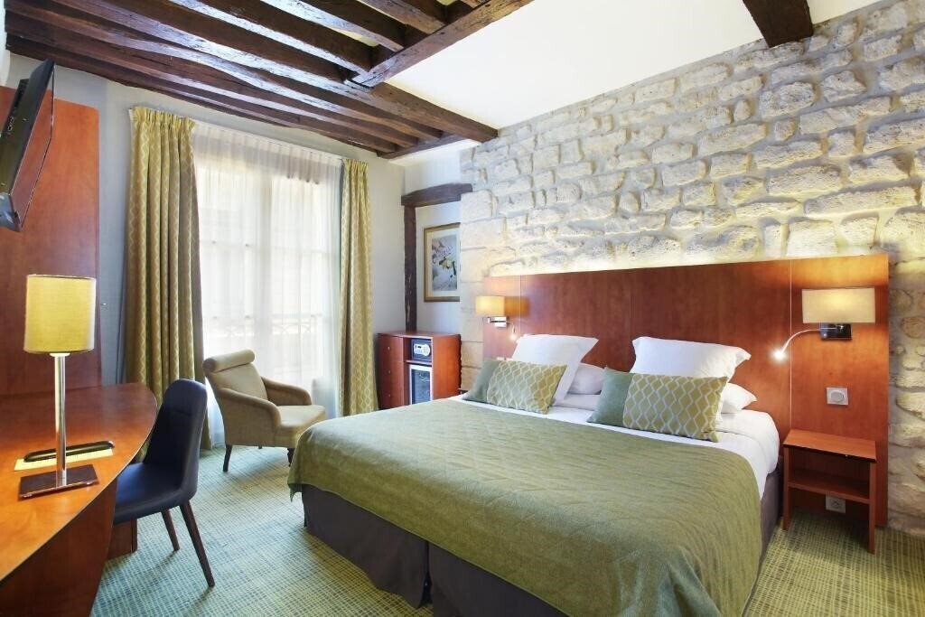 Hotel Lautrec Opera 3*