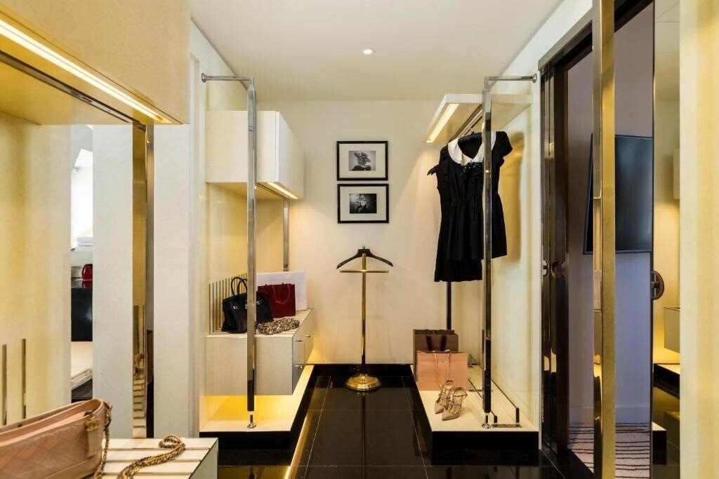 Фото Hotel Montaigne 5*