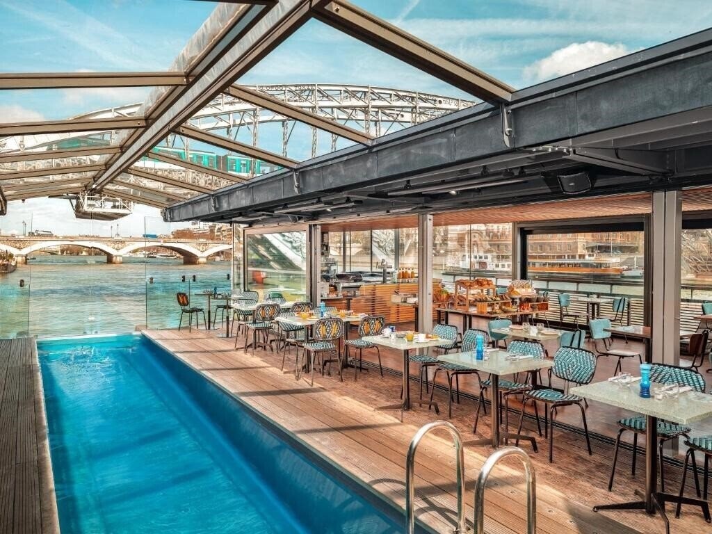 Hotel Off Paris Seine 4*