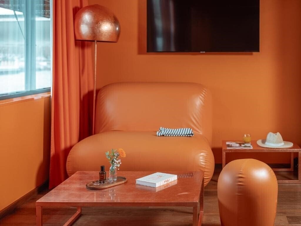 Imaginea Off Paris Seine 4*