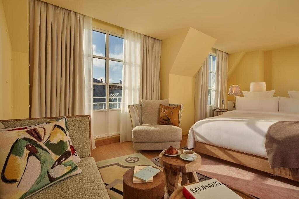 Fotografii 9confidentiel 5*