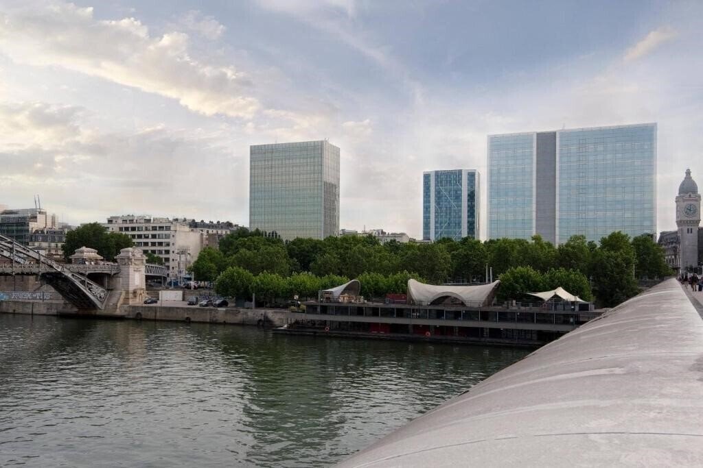 Imaginea Courtyard by Marriott Paris Gare de Lyon (ex. Courtyard Paris Gare de Lyon) 4*