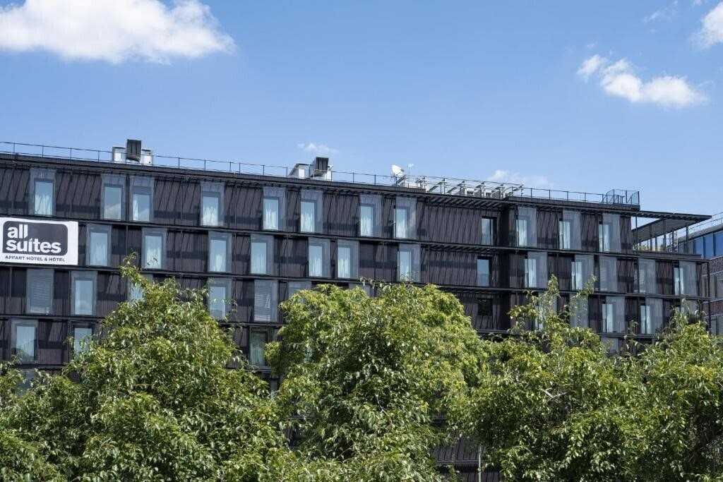 Отель All Suites Appart Hotel et Hotel Paris 13 Porte d'Italie 3*