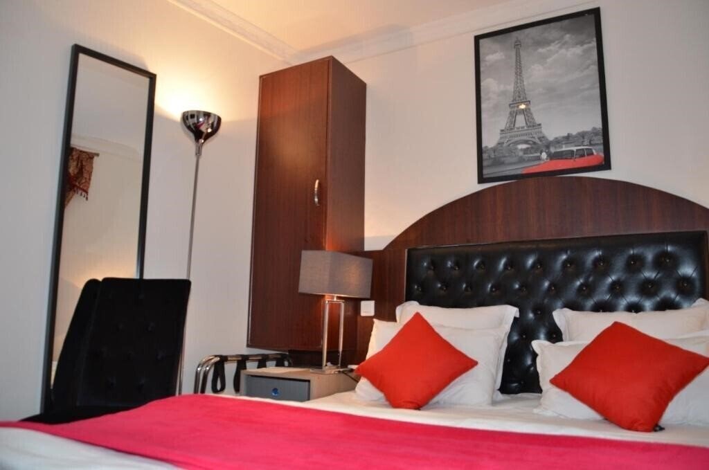 Отель Hotel Regina Montmartre 3*