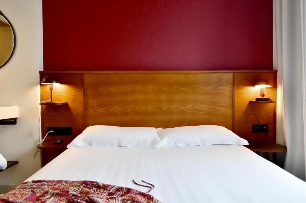 Фото Agate Hotel 3*