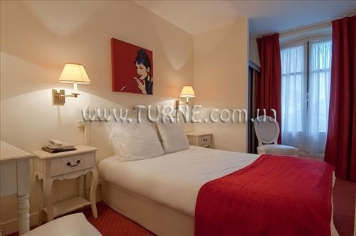 Отель Aston Hotel 3*