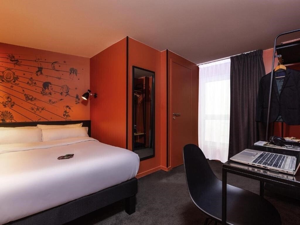 Imaginea Ibis Styles Paris Gare de l'Est Magenta (ex. Sibour) 3*