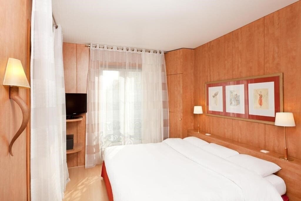 Картинка Best Western Hotel Ronceray Opera (ex. Mercure Paris Ronceray Opera) 3*