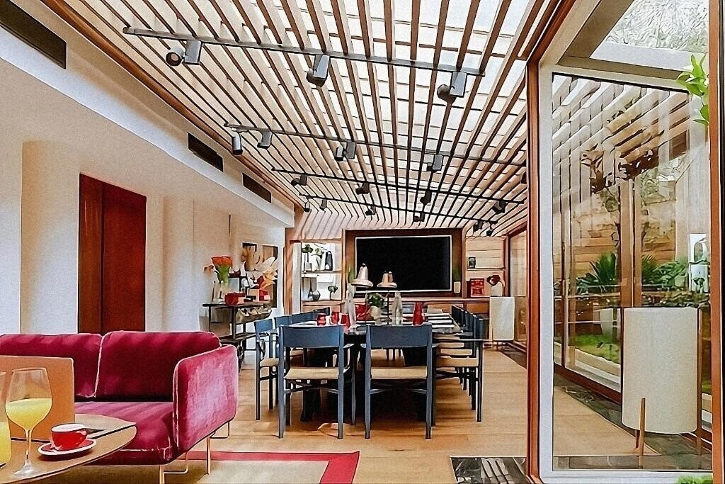 Отель Melia Royal Alma Boutique 4*