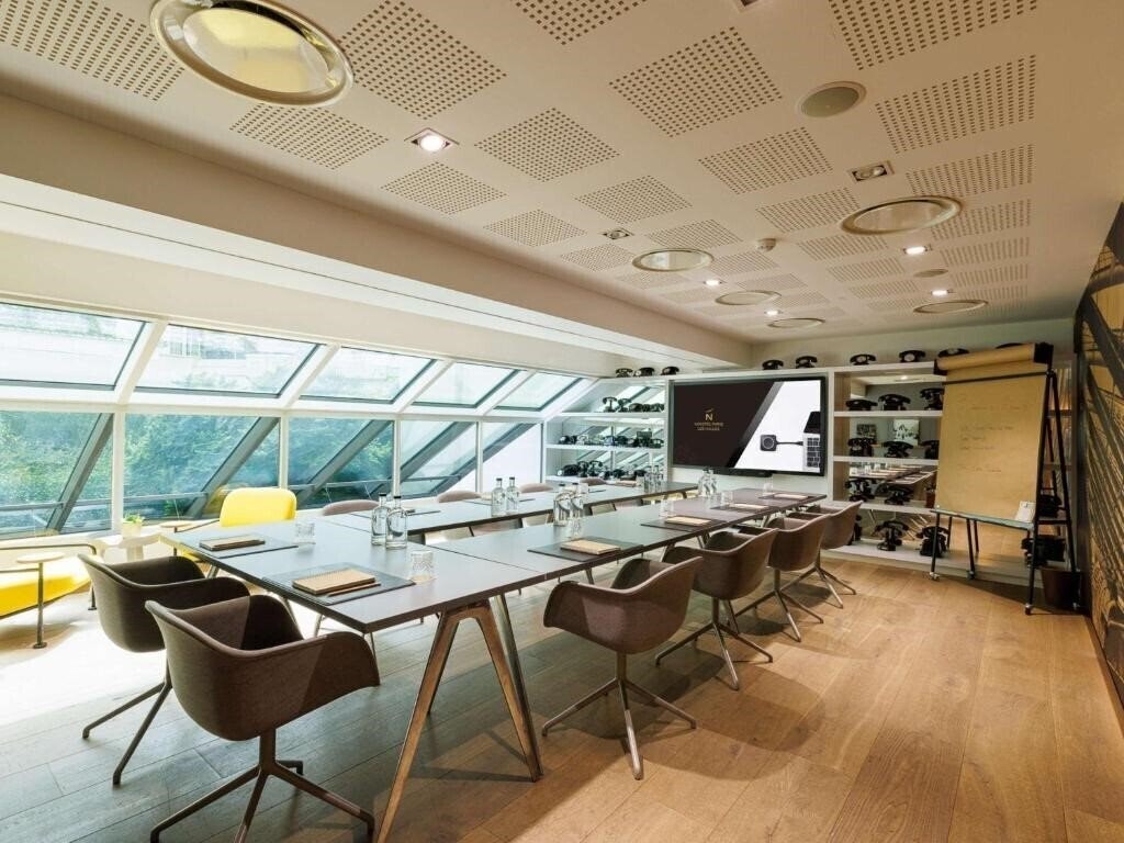 Картинка Novotel Paris Les Halles 4*