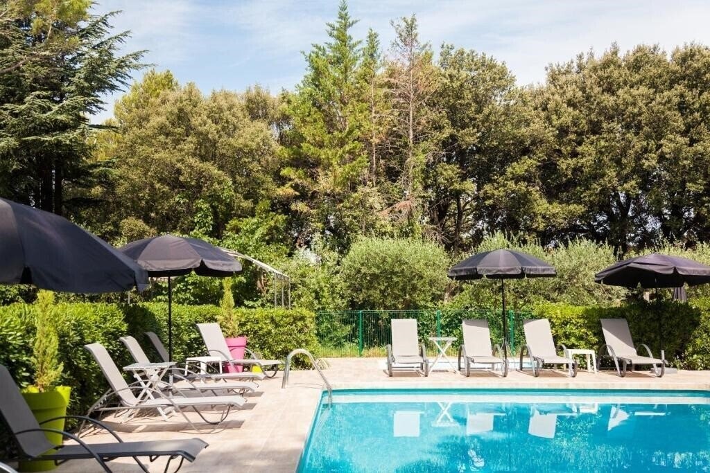 Изображение Le Petit Manoir 3*