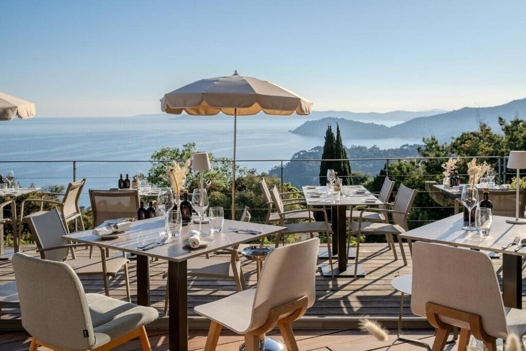 Imaginea Hotel La Villa Douce 4*