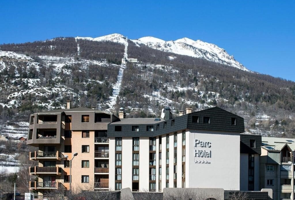 Hotel Sowell Hotels Le Parc & SPA 4*