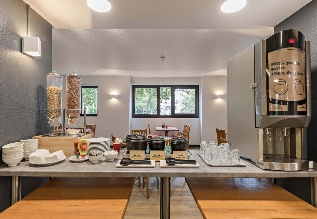 Изображение B&B Hotel Rouen Centre Rive Gauche 3*