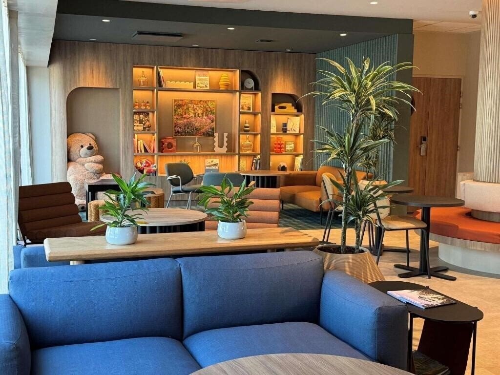 Отель Novotel Suites Rouen Normandie (ex. Suite Novotel Rouen Normandie) 4*