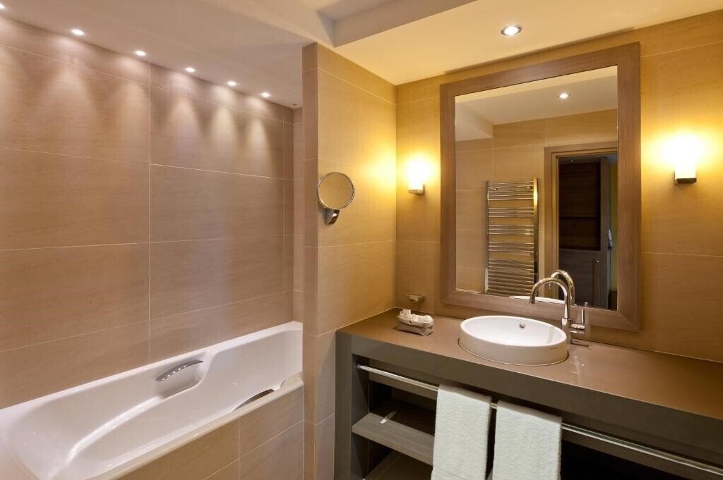 Fotografie Le Nouveau Monde 4*