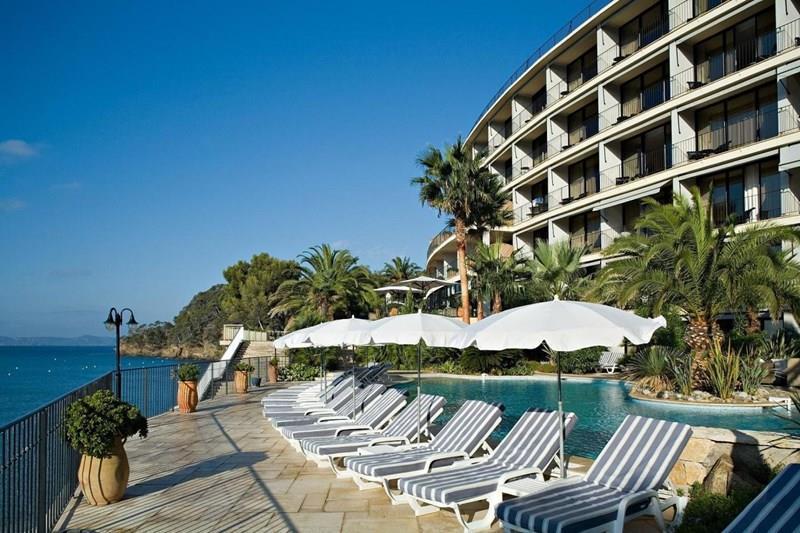 Отель Hotel Le Suffren 3*