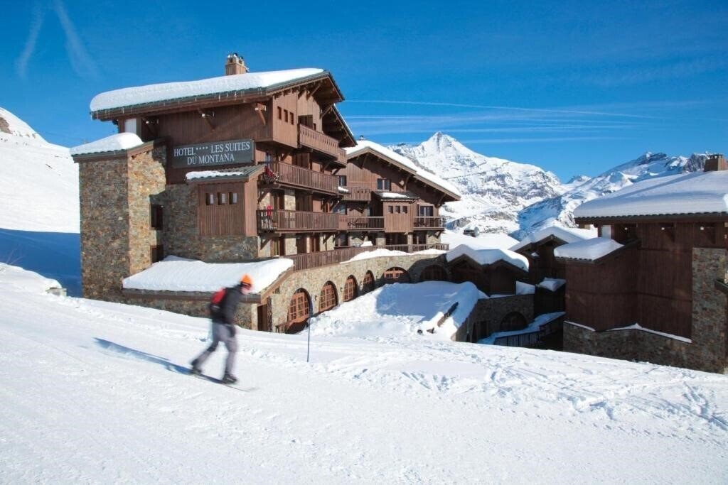 Отель Les Suites Du Montana 4*