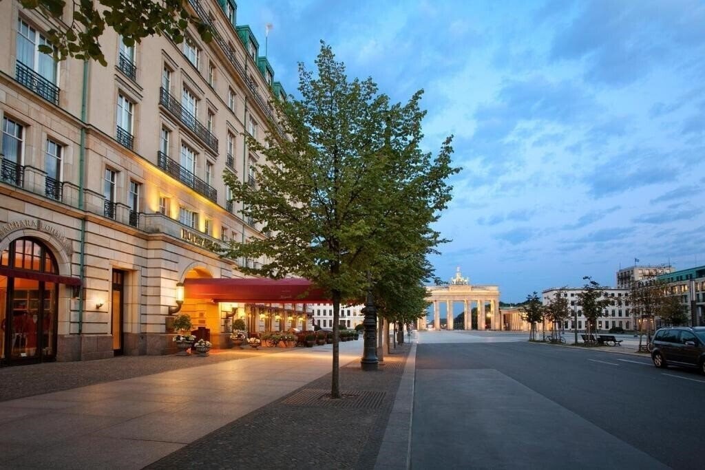 Фотография Adlon Kempinski 5*