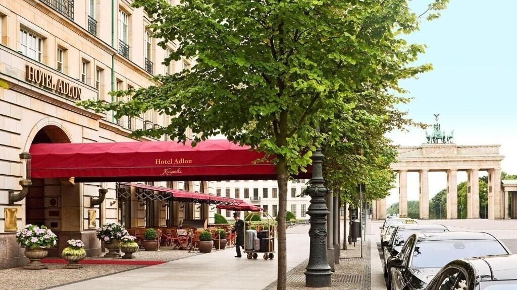 Картинка Adlon Kempinski 5*