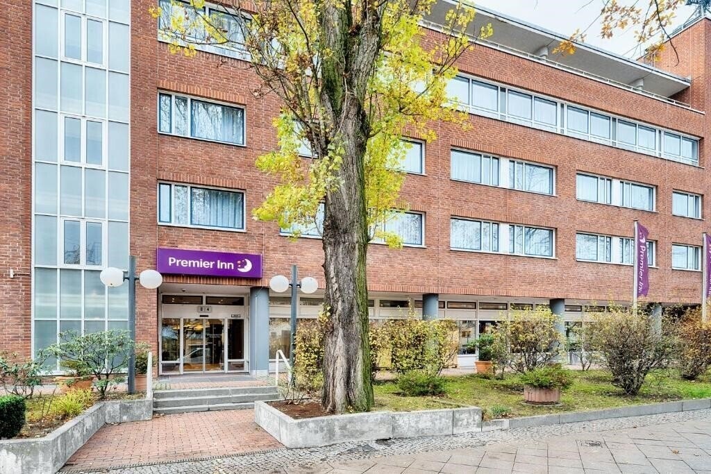 Fotografie Premier Inn Berlin City Süd Hotel (ex. Azimut Hotel Berlin City South) 3*