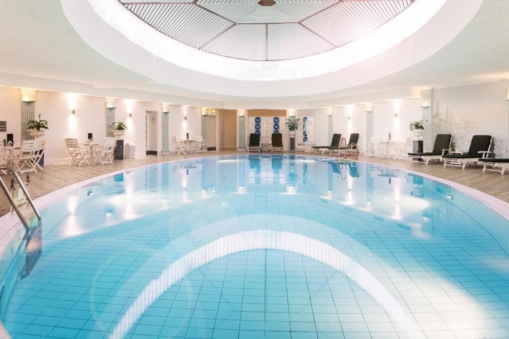 Фото Kempinski Hotel Bristol 5*