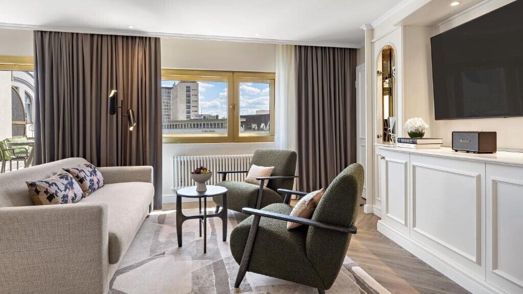 Фотография Kempinski Hotel Bristol 5*