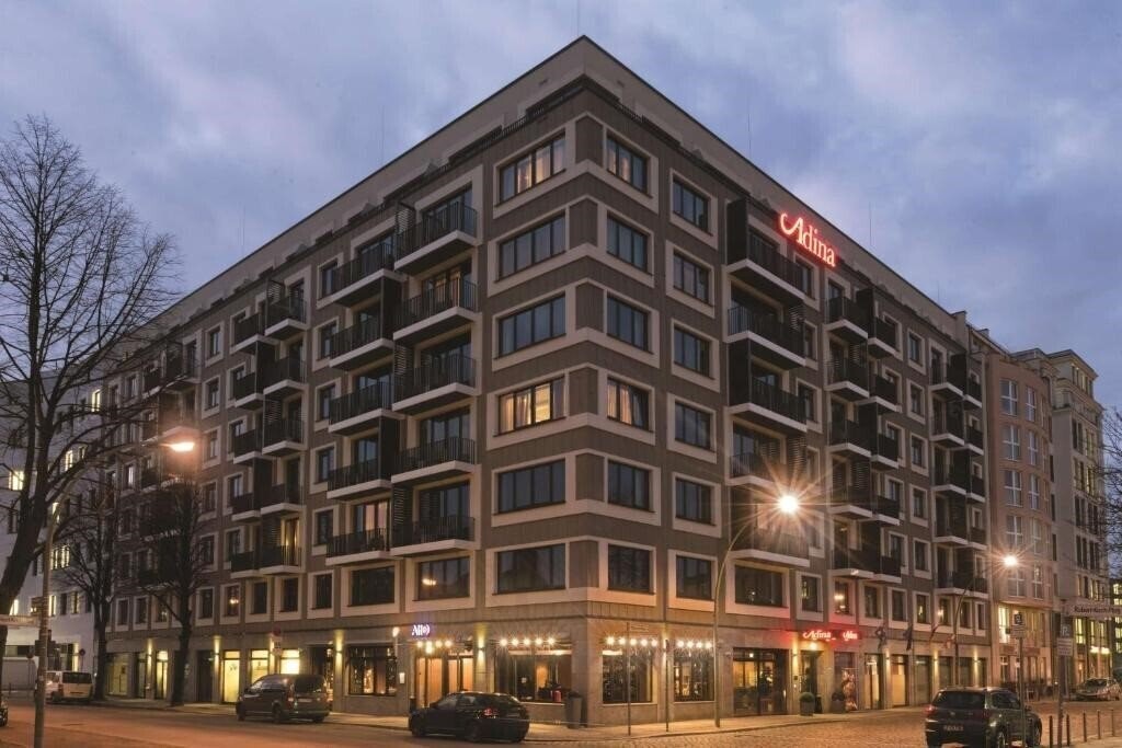 Hotel Adina Apartment Berlin Hauptbahnhof 4*