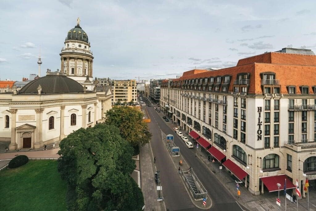 Imaginea Hilton Berlin 5*
