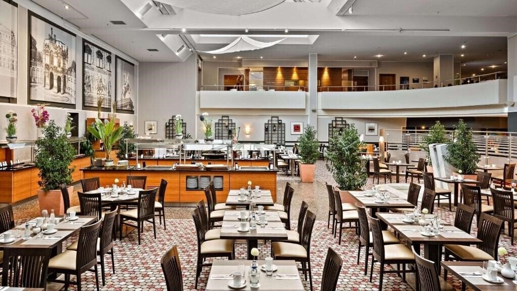 Фотография Hilton Dresden 4*