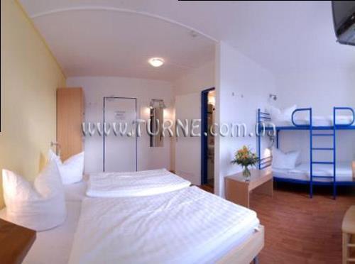 Отель Dresden Hauptbahnhof 2*