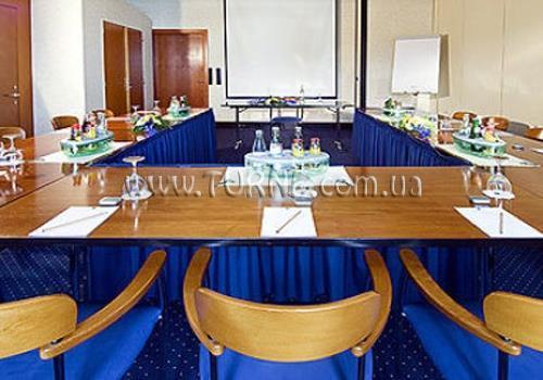 Fotografie Savigny Frankfurt 4*