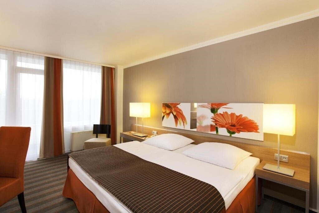 Hotel Ramada Hotel Frankfurt Messe 4*