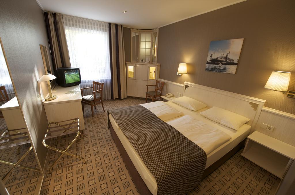 Hotel Tryp By Wyndham Hamburg Arena 3*