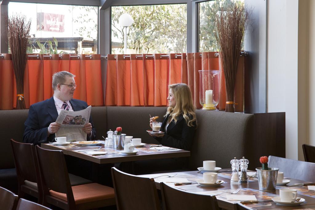 Фото Mercure Hotel Muenchen Neuperlach Sued 4*