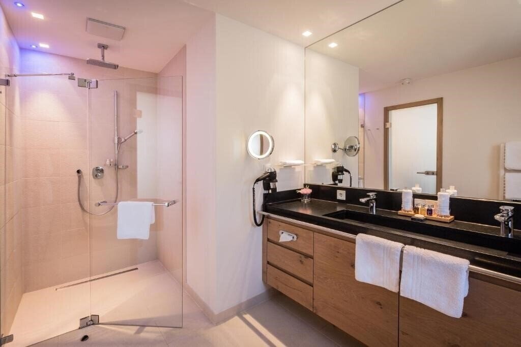 Fotografii Hotel Exquisit 4*