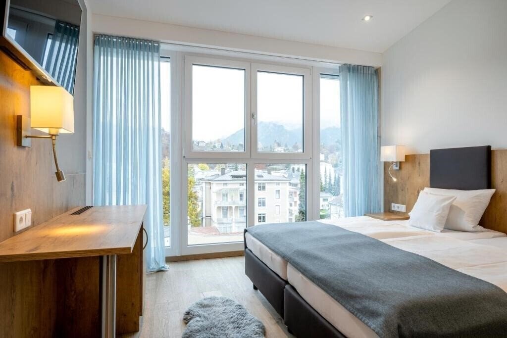 Картинка Bayerischer Hof 5*