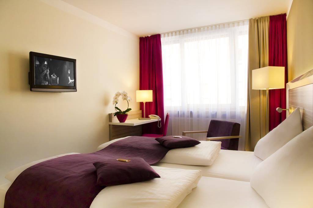 Fotografii Mirabell 3*