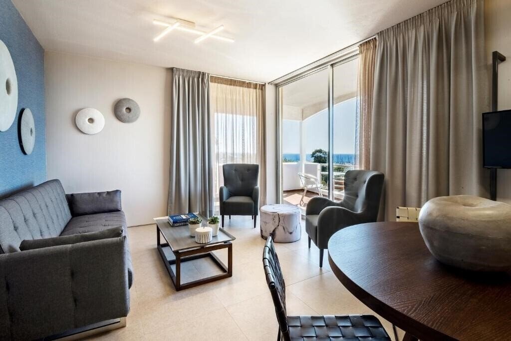 Фото Marina Alimos 3*