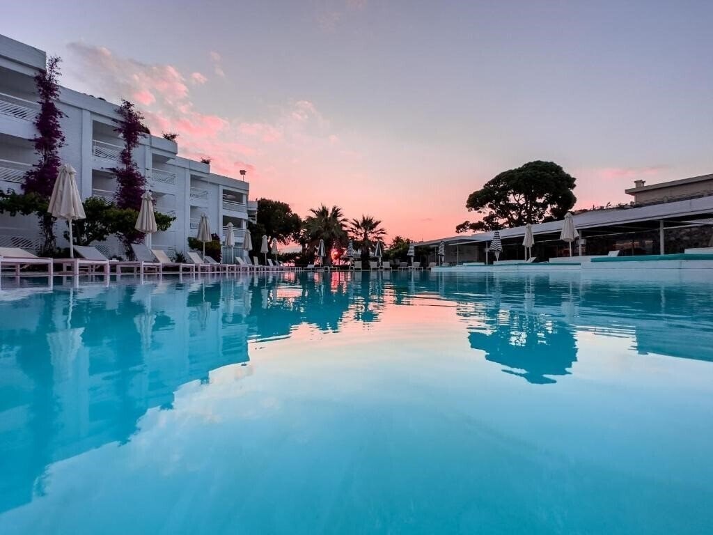 Фотография Marathon Beach Resort 3*